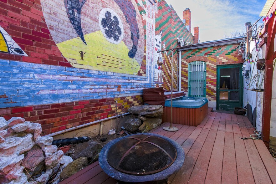 More Photos Of 518 Main St, Walsenburg Storefront Retail Residential For Sale