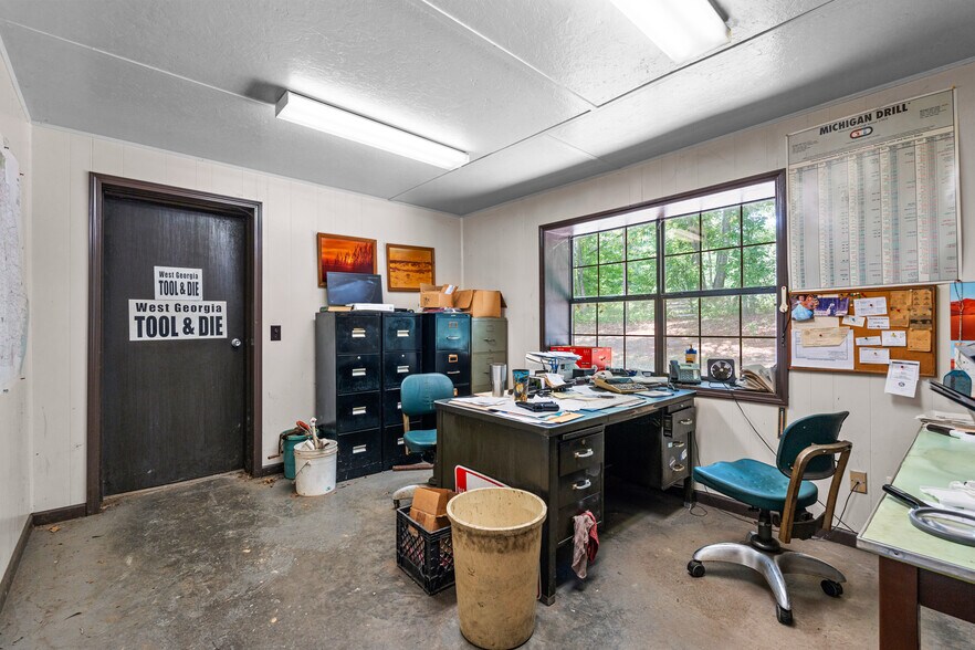 More Photos Of 199 Main St, Whitesburg Industrial For Sale