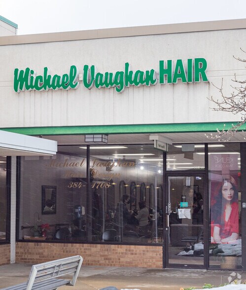 More Photos Of 648-678 N Northwest Hwy, Park Ridge Unknown For Lease