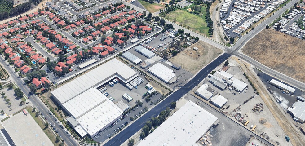 More Photos Of 1700 Colton Ave, Redlands Manufacturing For Lease