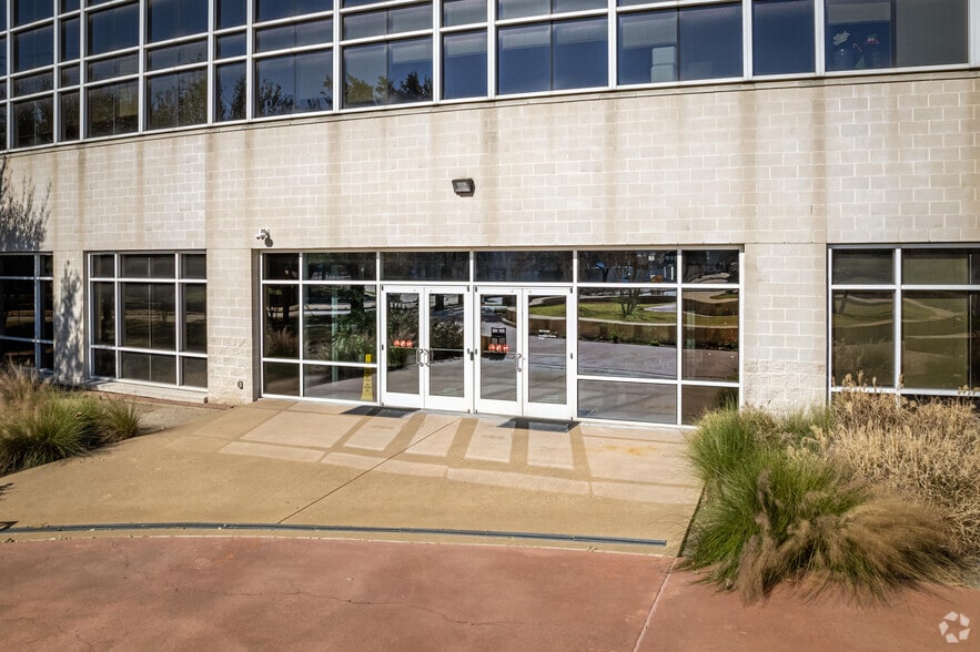 More Photos Of 7900 Fannin St, Houston Medical For Lease