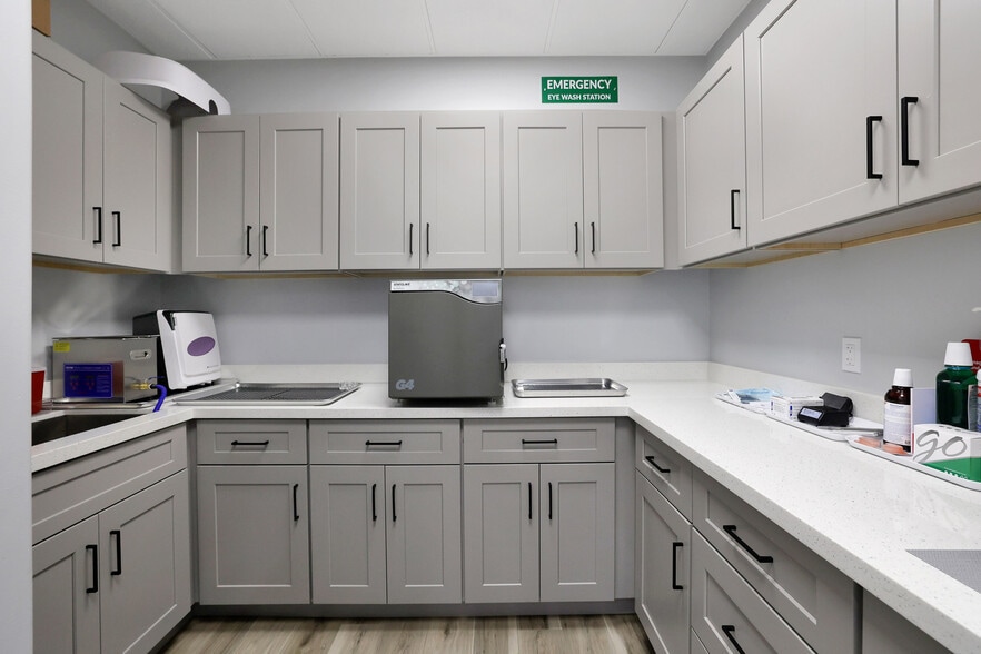 More Photos Of 33777 N Scottsdale Rd, Scottsdale Medical For Sale