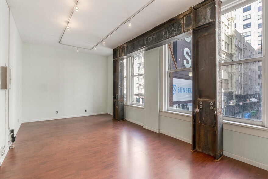 More Photos Of 227-231 Kearny St, San Francisco Storefront Retail Office For Lease