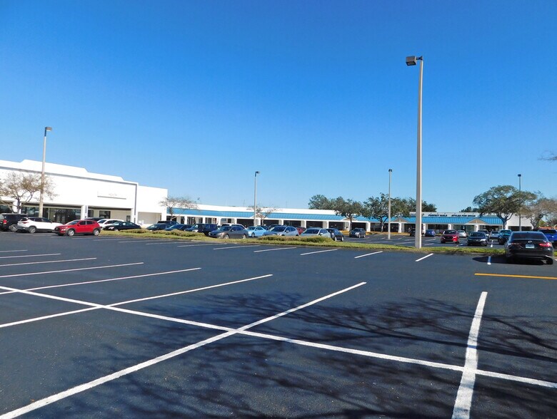 More Photos Of 188-282 Barton Blvd, Rockledge Unknown For Lease