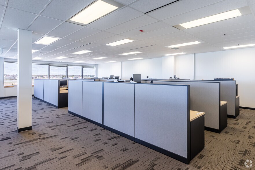 More Photos Of 750 Palladium Dr, Ottawa Office For Lease