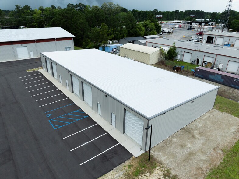 More Photos Of 4557 Savannah Hwy, Ravenel Light Manufacturing For Lease
