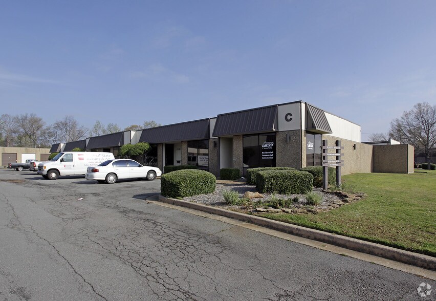 More Photos Of 5301 McClanahan Dr, North Little Rock Unknown For Lease