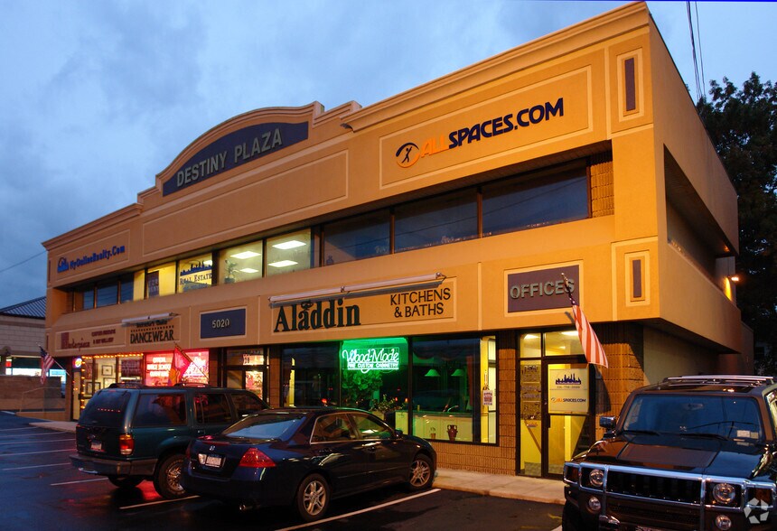 Primary Photo Of 5020 Sunrise Hwy, Massapequa Park Storefront Retail Office For Lease