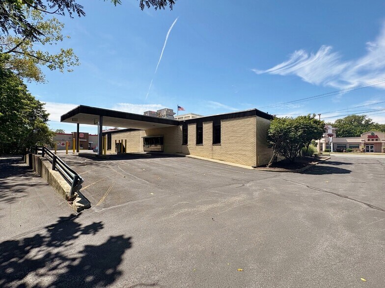 More Photos Of 3580 Us Highway 9w, Highland Bank For Lease