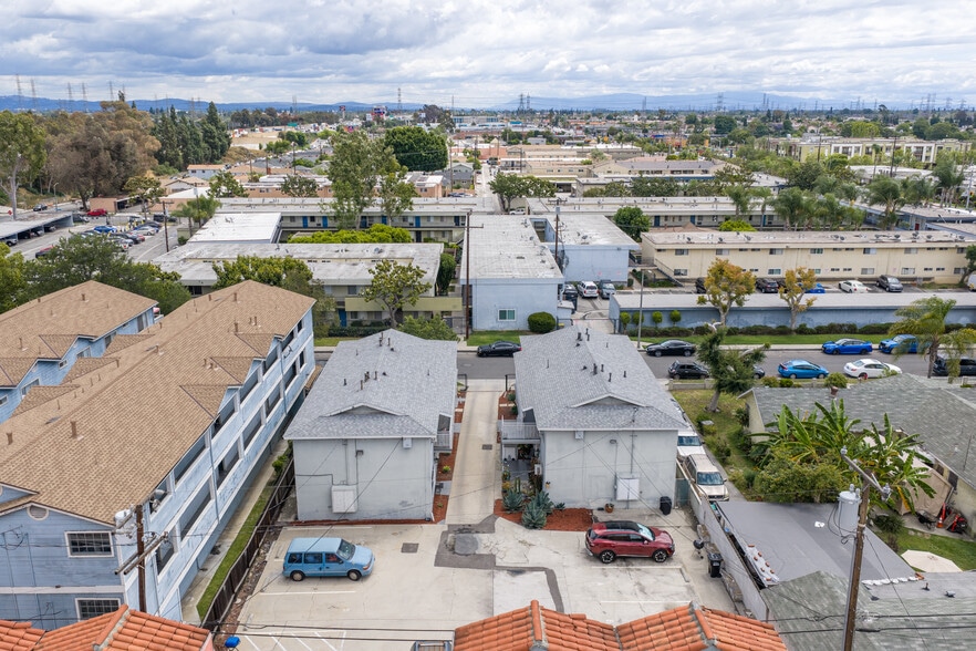 More Photos Of 6641 Hammond Ave, Long Beach Apartments For Sale