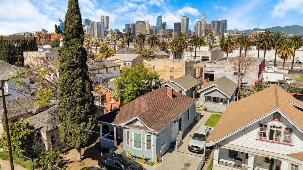 More Photos Of 515 E 21st St, Los Angeles Apartments For Sale