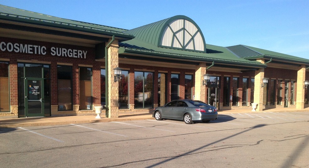 More Photos Of 2127 Midlands Ct, Sycamore Office For Sale