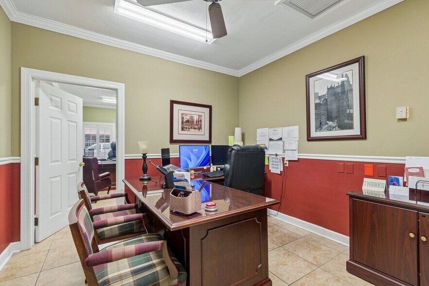 More Photos Of 5701 Main St, New Port Richey Medical For Sale