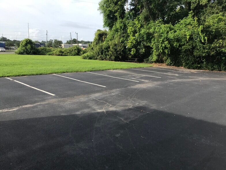More Photos Of 3169 W Montague Ave, North Charleston Medical For Sale