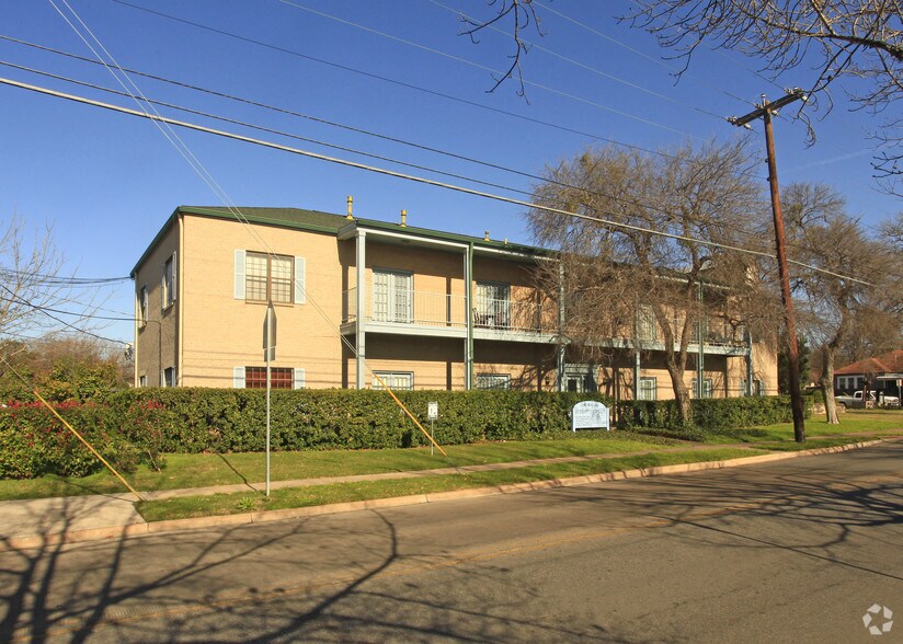 More Photos Of 1300 W Lynn St, Austin Office For Lease