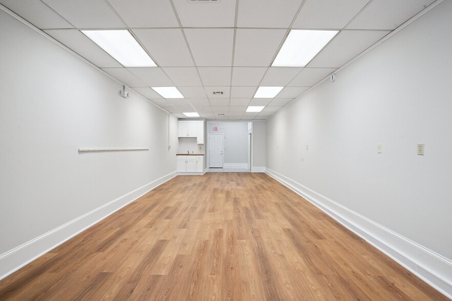 More Photos Of 4705 Iberville St, New Orleans Office For Lease
