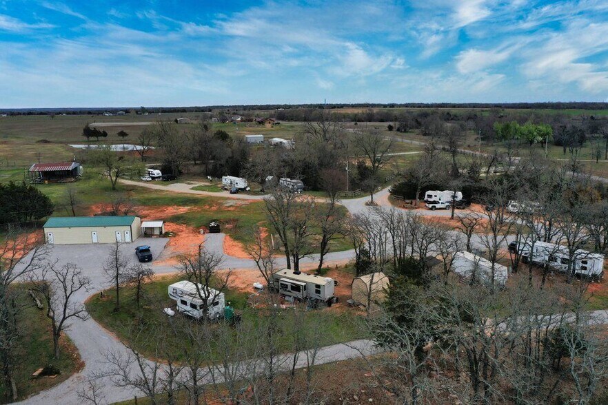 More Photos Of 36478 Moccasin Trl, Shawnee Manufactured Housing Mobile Home Park For Sale