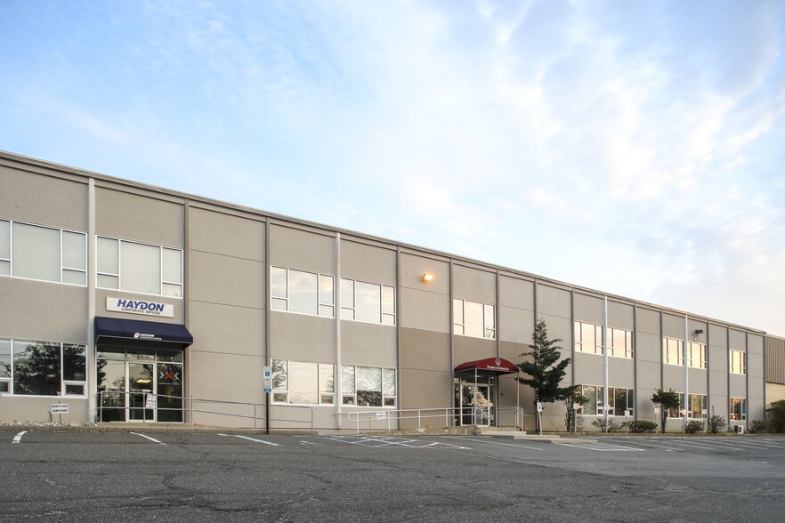 More Photos Of 415 Hamburg Tpke, Wayne Light Manufacturing For Lease