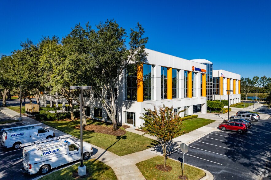 More Photos Of 1000 Business Center Dr, Lake Mary Office For Lease