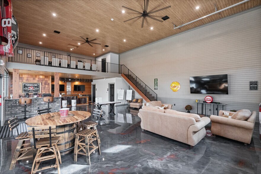 More Photos Of 144 McCrary Rd, Mooresville Industrial For Sale