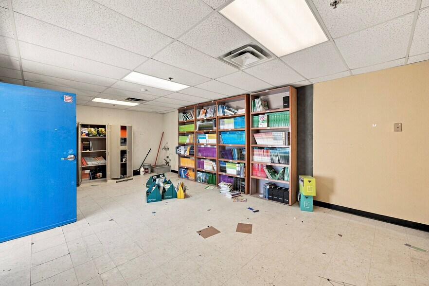 More Photos Of 2929 E McKellips Rd, Mesa Schools For Sale