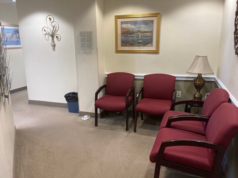 More Photos Of 6120 Brandon Ave, Springfield Medical For Sale