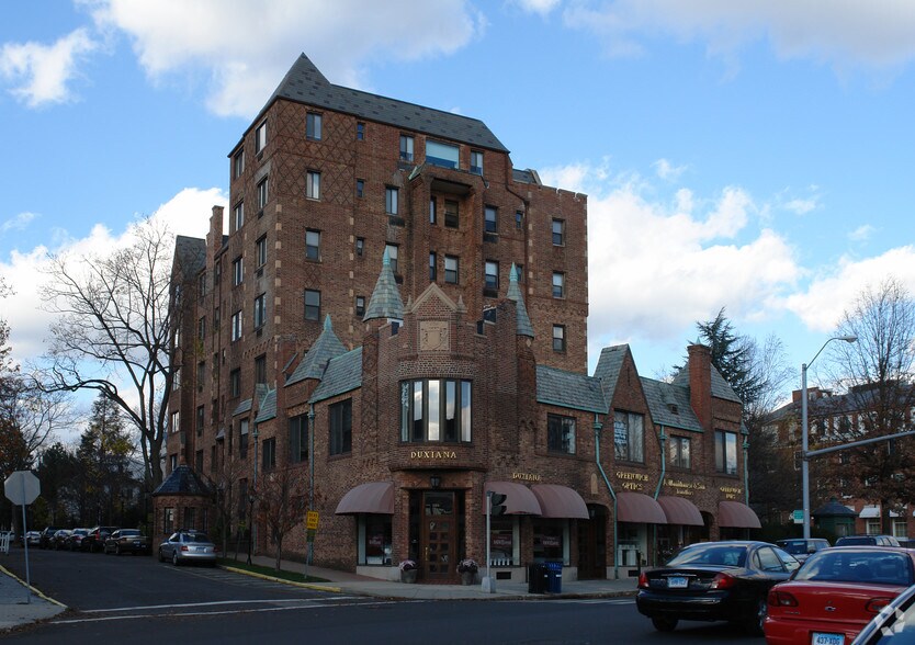 Primary Photo Of 5 W Putnam Ave, Greenwich Office For Lease
