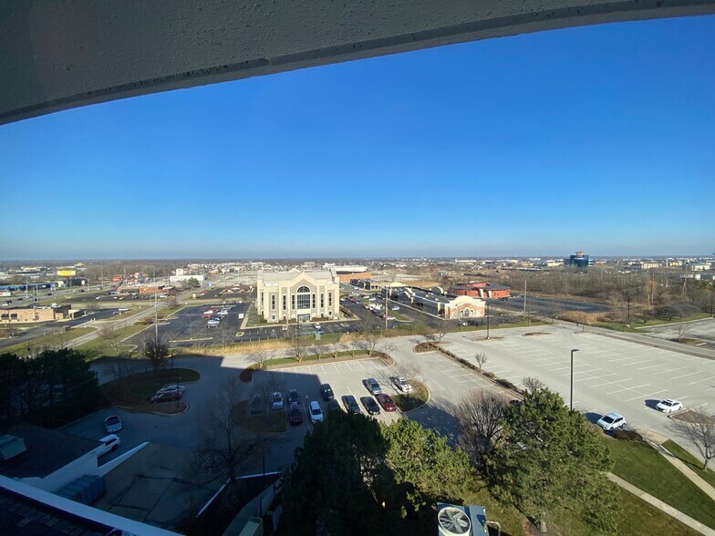 More Photos Of 8585 Broadway, Merrillville Office For Lease