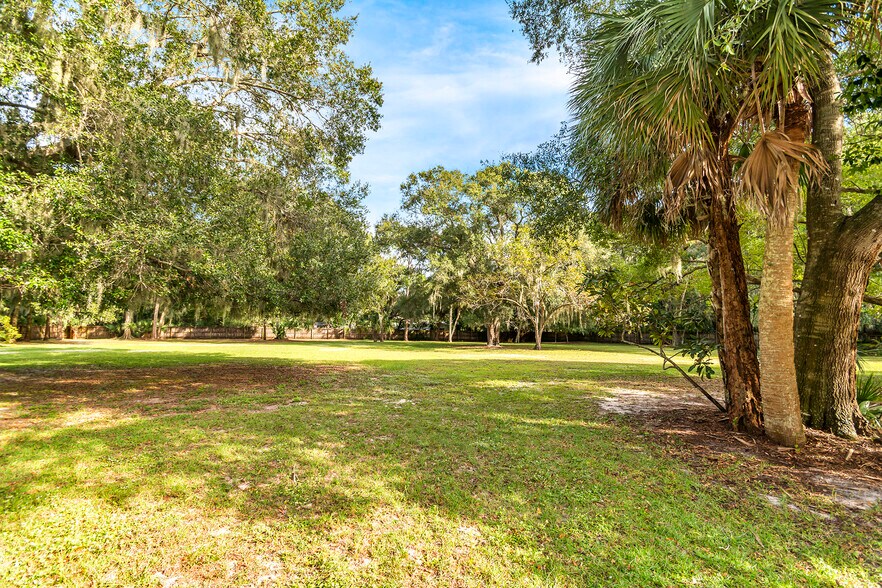 More Photos Of 2575 US Highway 1, Mims Land For Sale