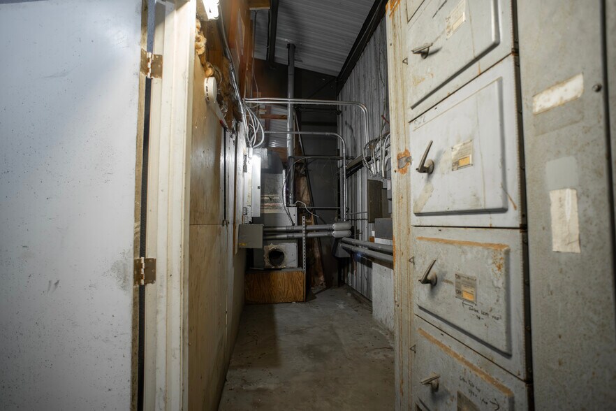 More Photos Of 910 Brenda St, Houston Warehouse For Sale