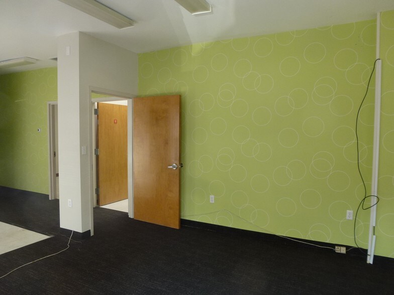 More Photos Of 99-113 Route 303, Tappan Office For Lease