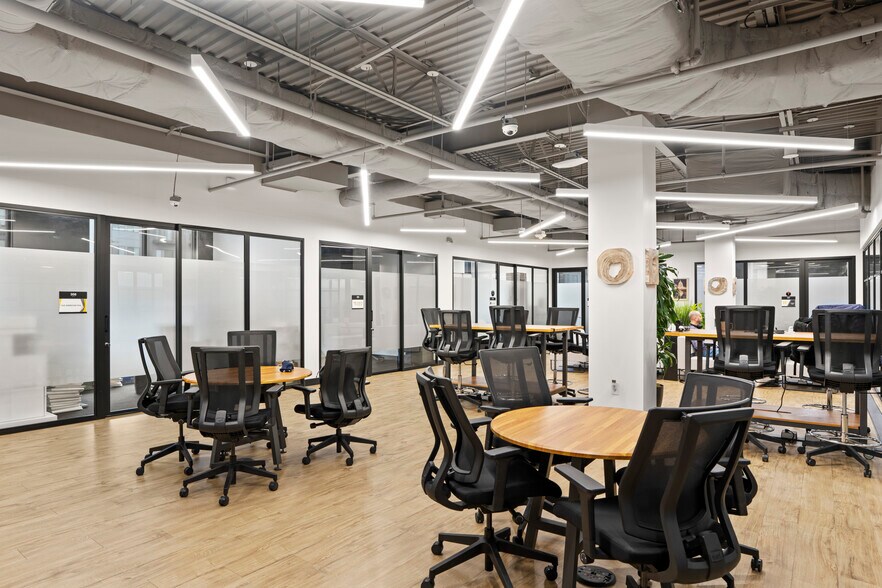 More Photos Of 44679 Endicott Dr, Ashburn Coworking Space