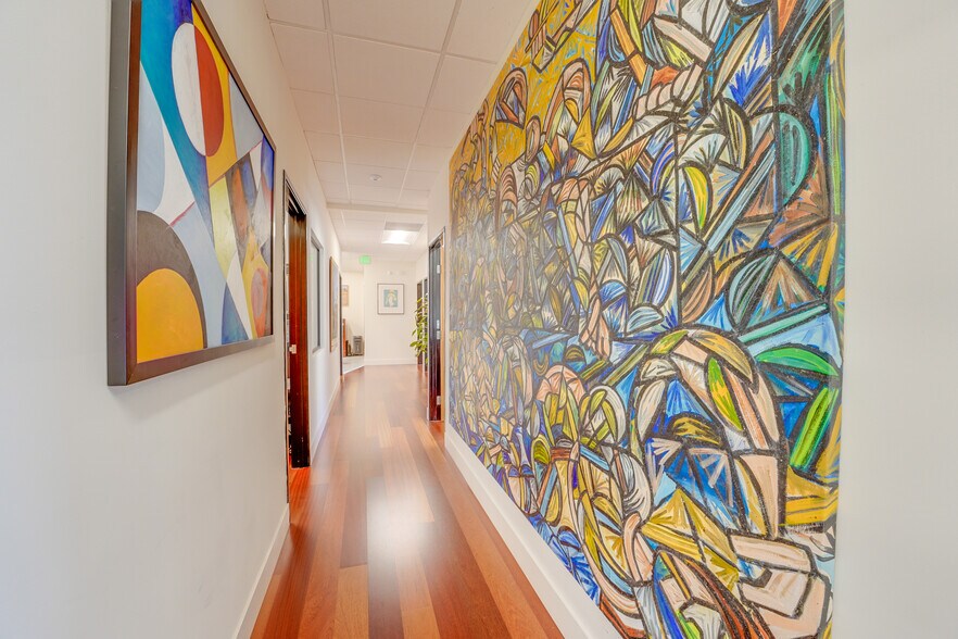 More Photos Of 9888 Carroll Centre Rd, San Diego Office For Sale