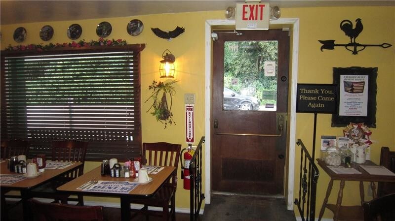 More Photos Of 2800 Freeport Rd, Springdale Restaurant For Sale
