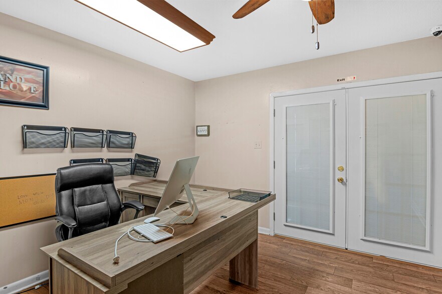 More Photos Of 1060 Miles Xing, Fort Stewart Office For Sale