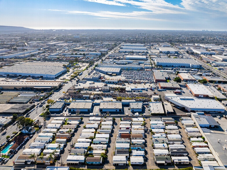 More Photos Of 401 E Gardena Blvd, Gardena Unknown For Lease