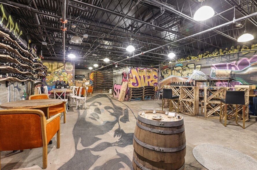 More Photos Of 2252 Larimer St, Denver Storefront Retail Residential For Sale