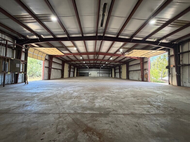More Photos Of 5600 Industrial Blvd, Edmond Industrial For Lease