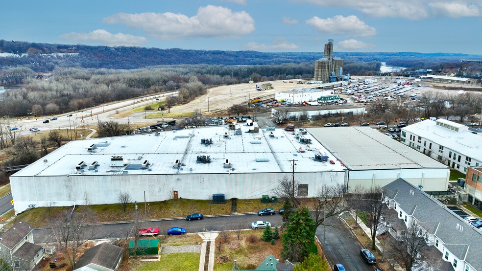 More Photos Of 543 James Ave, Saint Paul Manufacturing For Sale