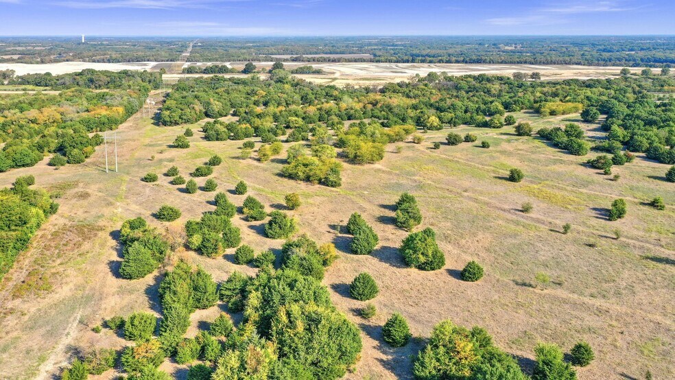 More Photos Of 33.3 County Road 429, Anna Land For Sale