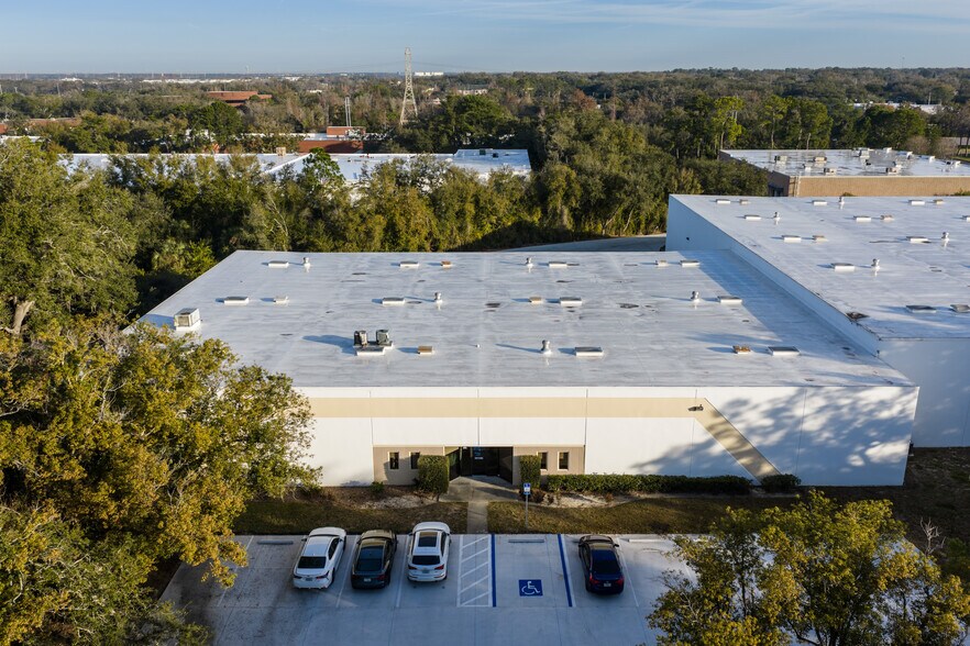 More Photos Of 3214 Queen Palm Dr, Tampa Warehouse For Sale