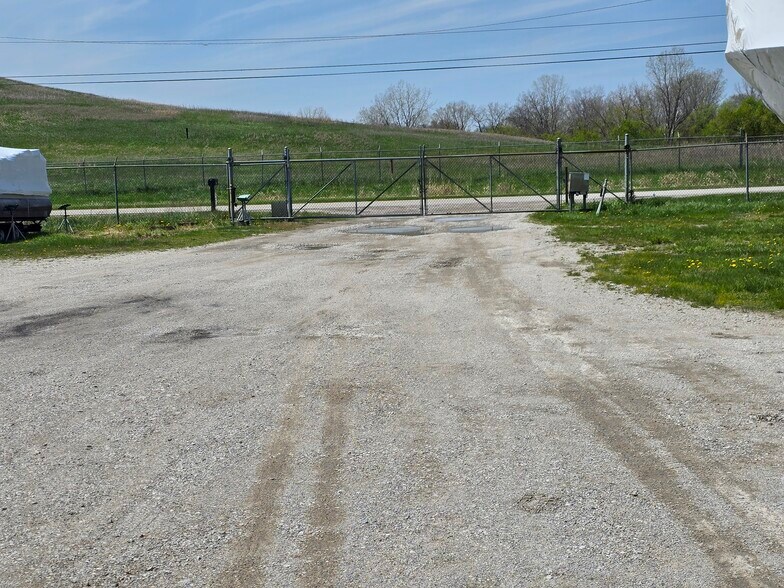 More Photos Of 1251 Evergreen Dr, Bay City Marina For Sale