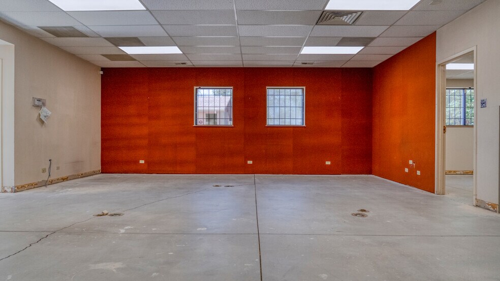 More Photos Of 2737 W 2nd Ave, Denver Warehouse For Sale