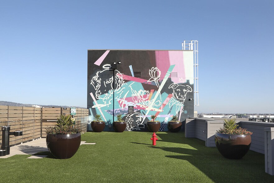 More Photos Of 1100 Webster St, Oakland Apartments For Lease