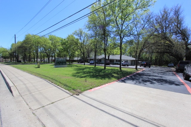 More Photos Of 207 Lake Rd, Belton Office For Lease