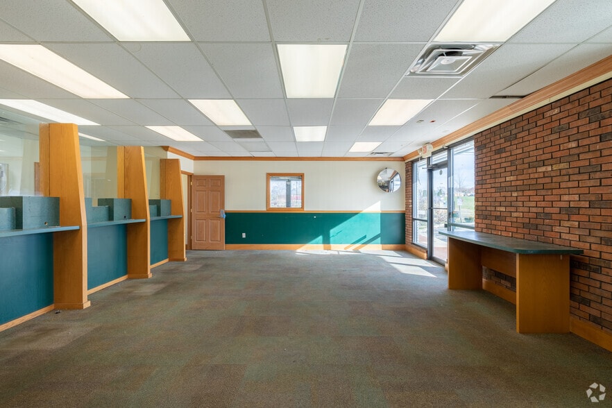 More Photos Of 5140 Salem Ave, Dayton Freestanding For Lease