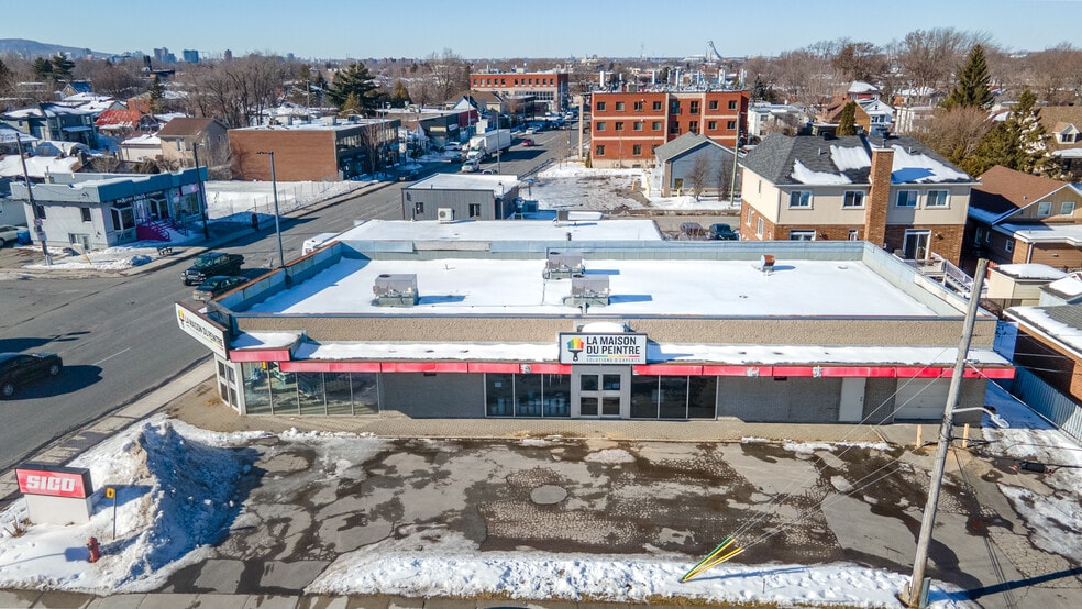 More Photos Of 2203 Ch De Chambly, Longueuil Storefront For Sale