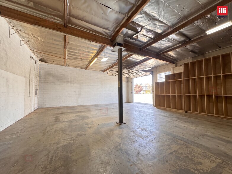 More Photos Of 20600-20630 Lassen St, Chatsworth Warehouse For Lease