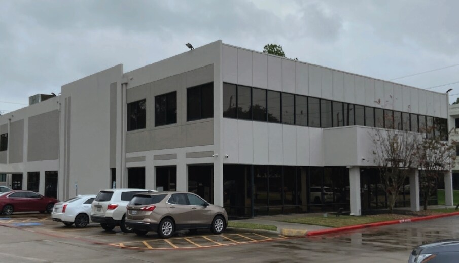 More Photos Of 25000 Pitkin Rd, Spring Office For Lease