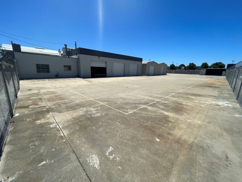 More Photos Of 1753 Timothy Dr, San Leandro Warehouse For Lease